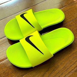 Nike slides